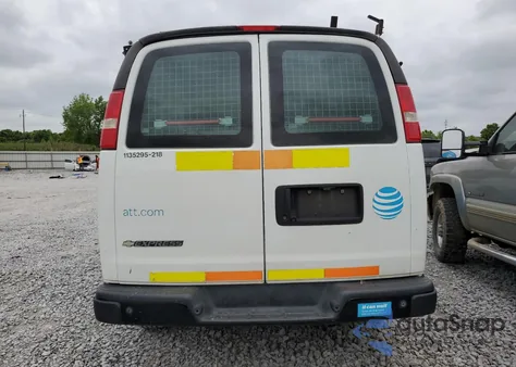 2018 Chevrolet Express G2500 z USA, uszkodzony, nr VIN 1GCWGAFP8J1189332